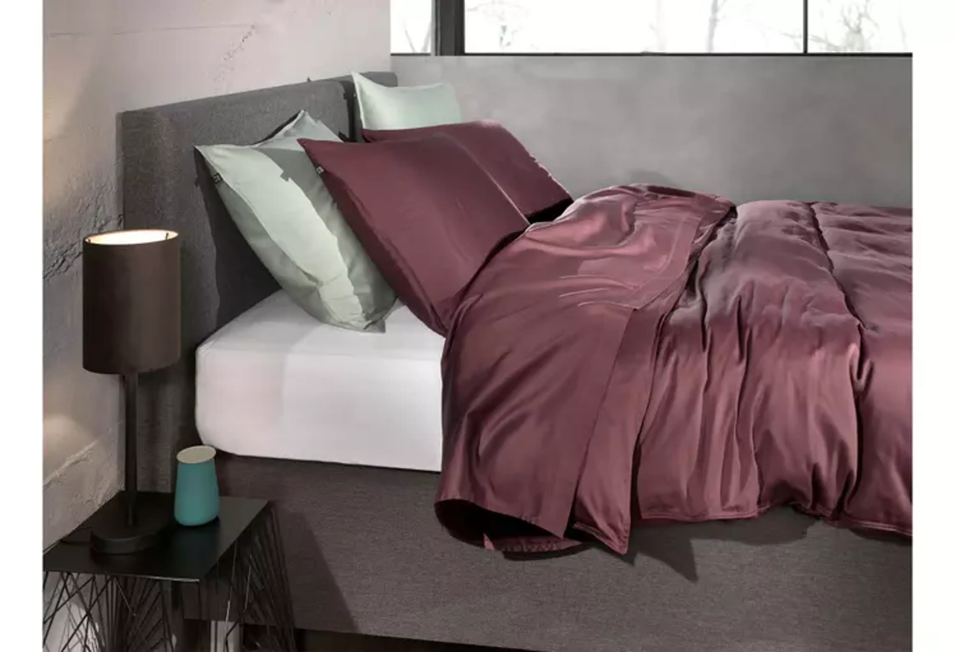 Material: 100% Baumwollsatin